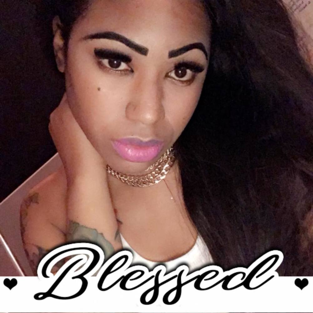 Meet your Posher, Nurabia